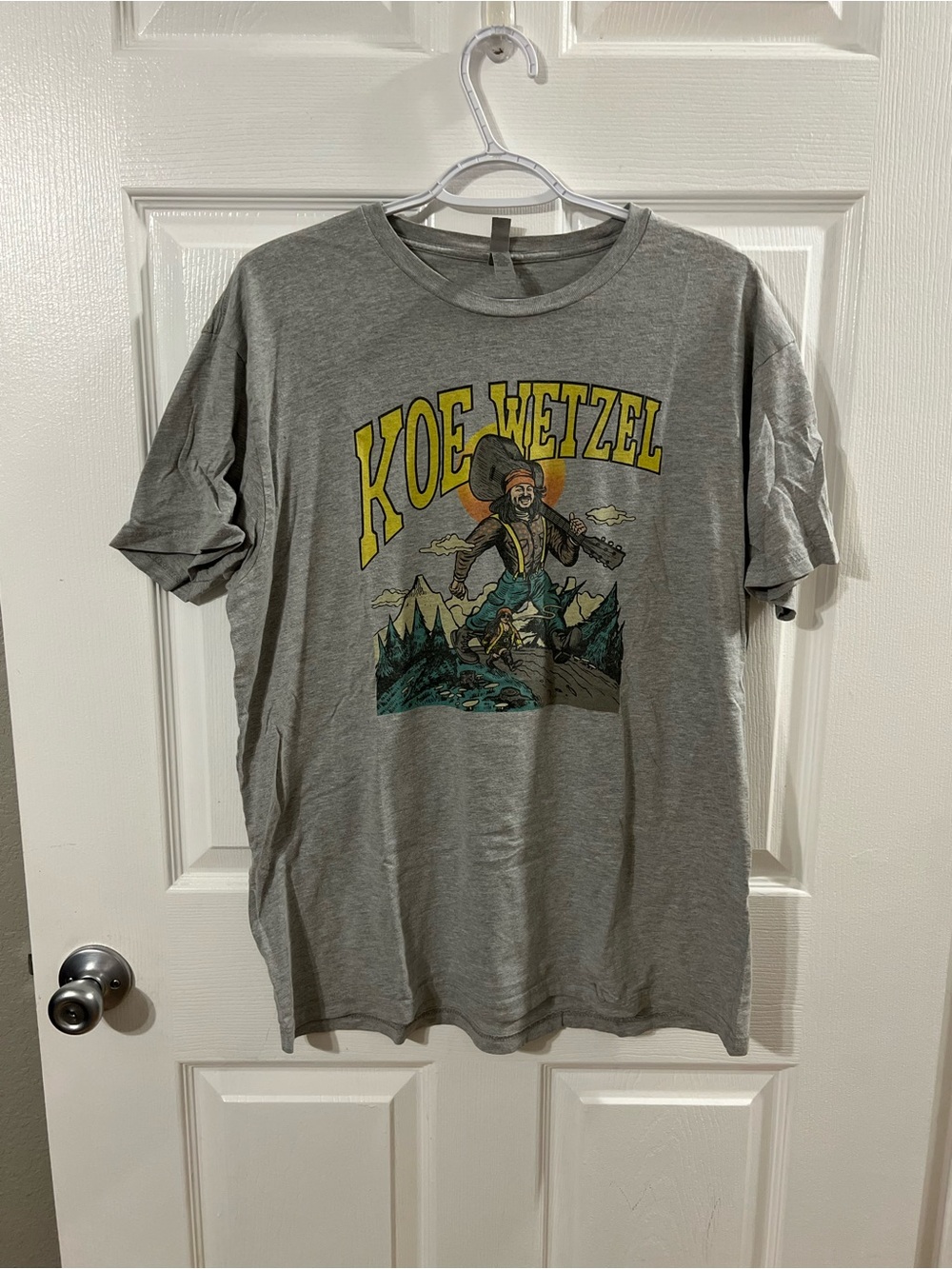 Koe Wetzel Men's Graphic T-Shirt - Grey